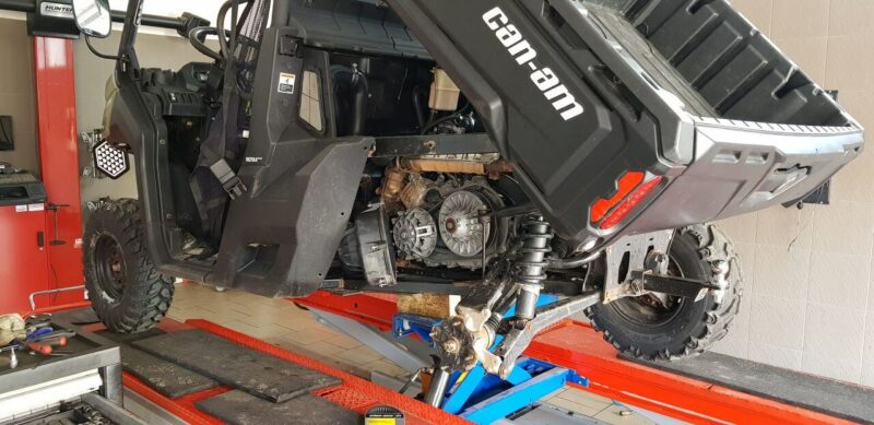 Servis variátoru can-am Traxter